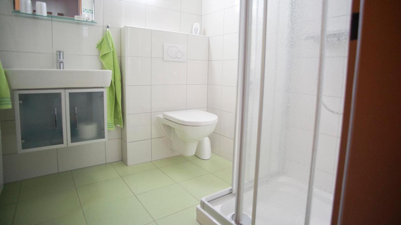 Gastehaus Moser Bed and Breakfast Podersdorf am See Exterior foto