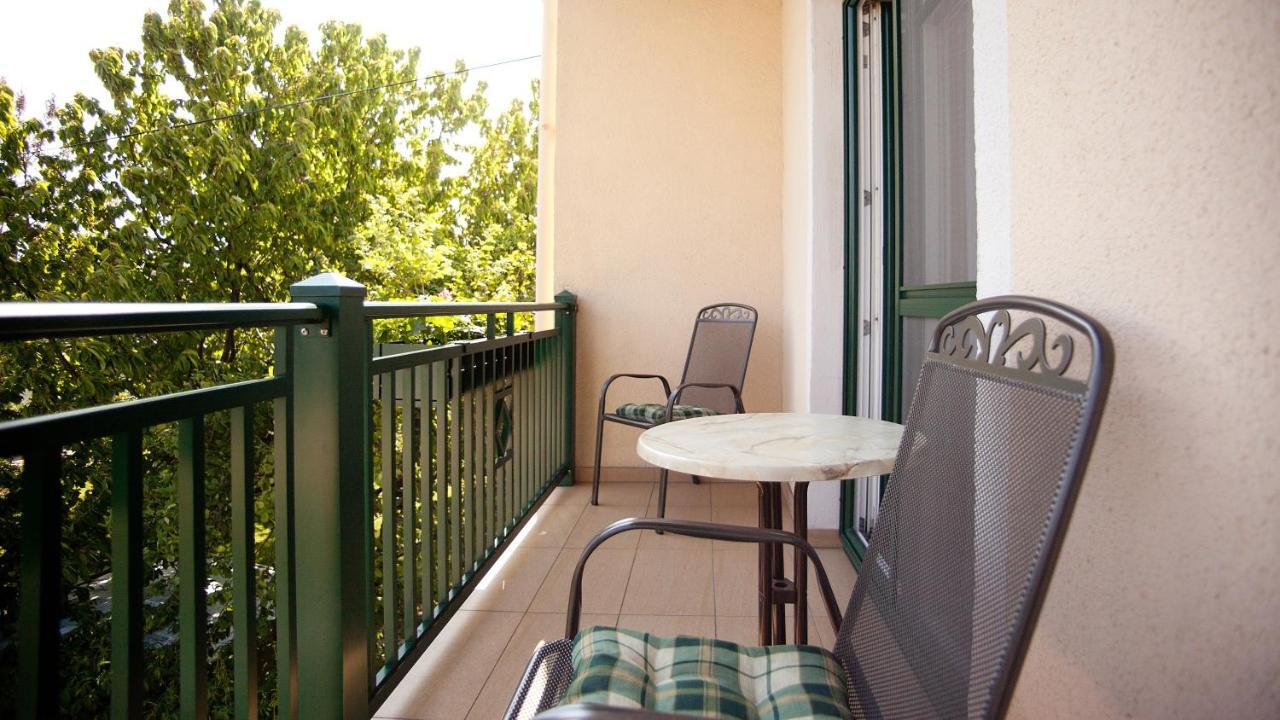 Gastehaus Moser Bed and Breakfast Podersdorf am See Exterior foto