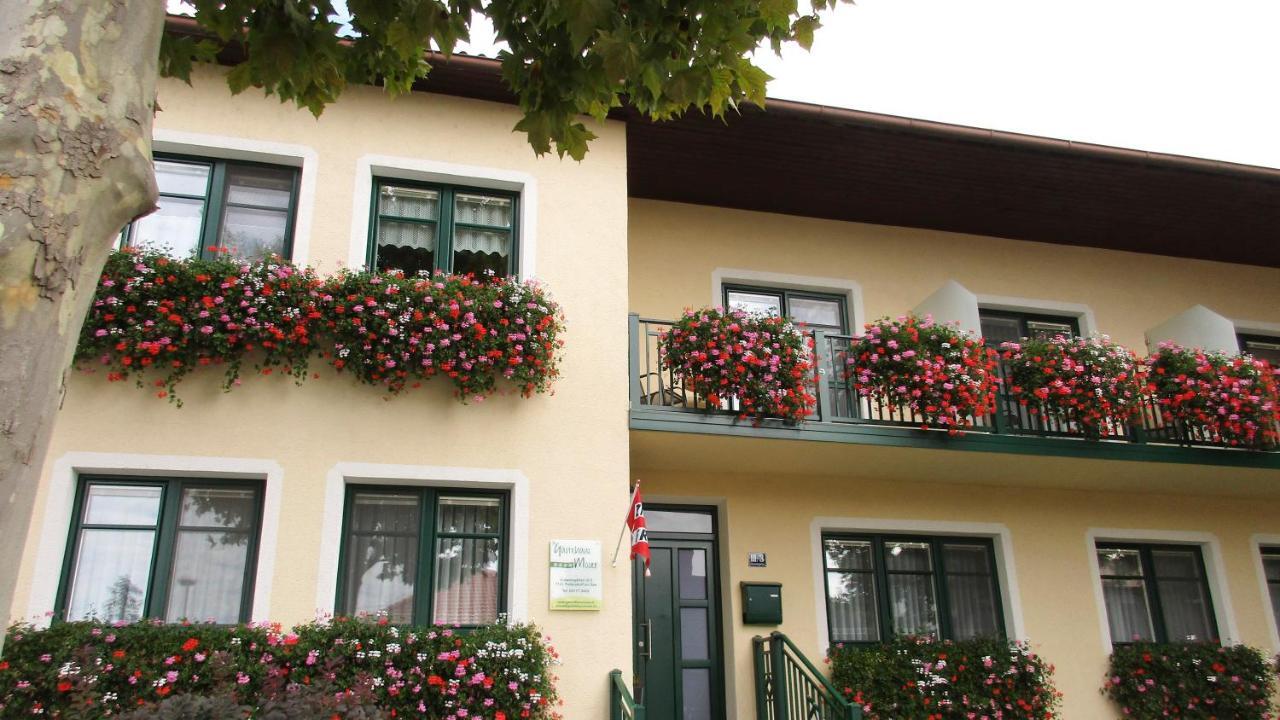 Gastehaus Moser Bed and Breakfast Podersdorf am See Exterior foto